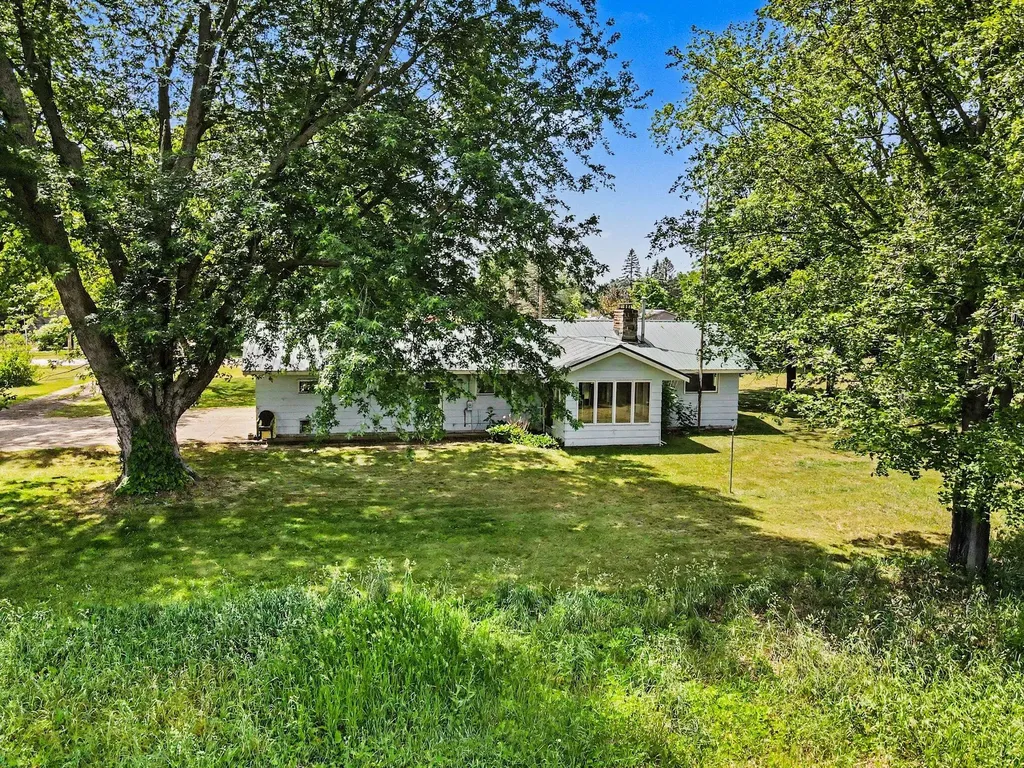 17650 Heimbach Road Park Township MI 49093