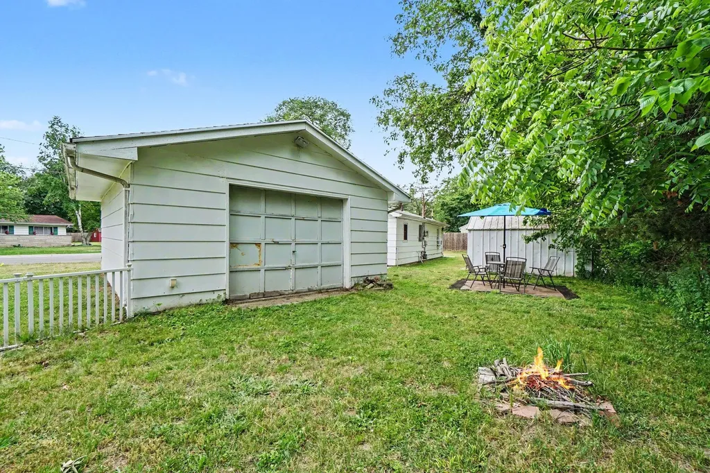 430 11th Avenue Three Rivers City MI 49093