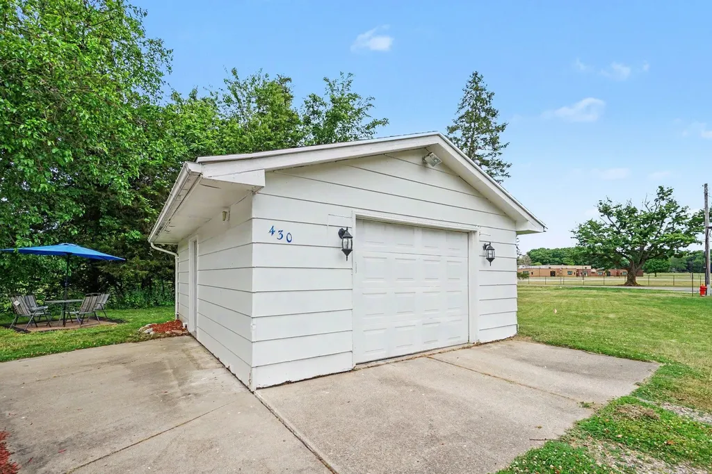 430 11th Avenue Three Rivers City MI 49093