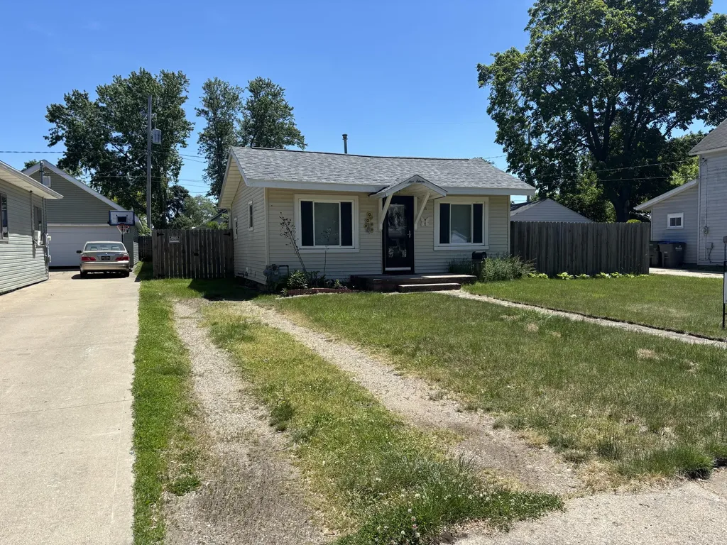 511 Center Avenue Sturgis City MI 49091