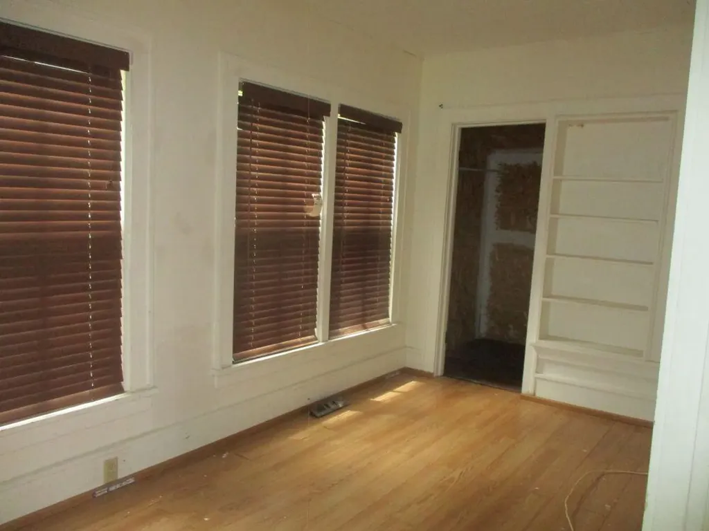 209 Spring Street Three Rivers City MI 49093