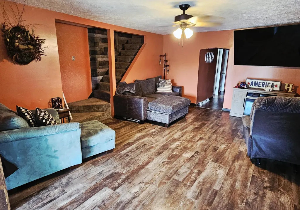 58636 M 40 Newberg Township MI 49061