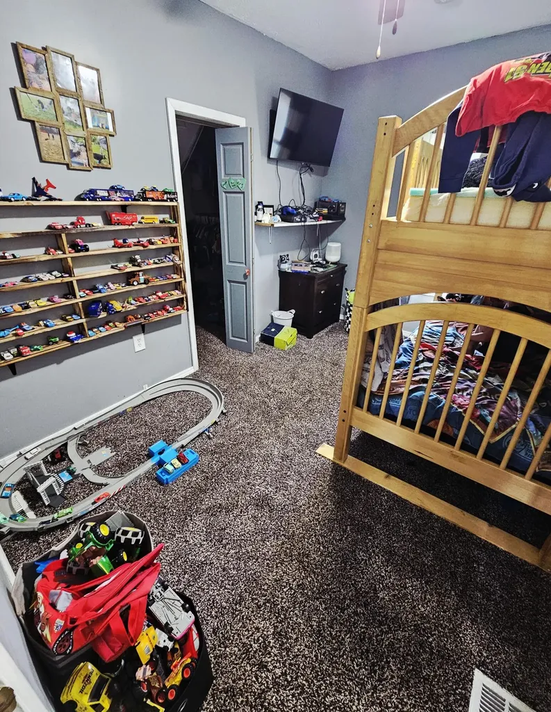 58636 M 40 Newberg Township MI 49061