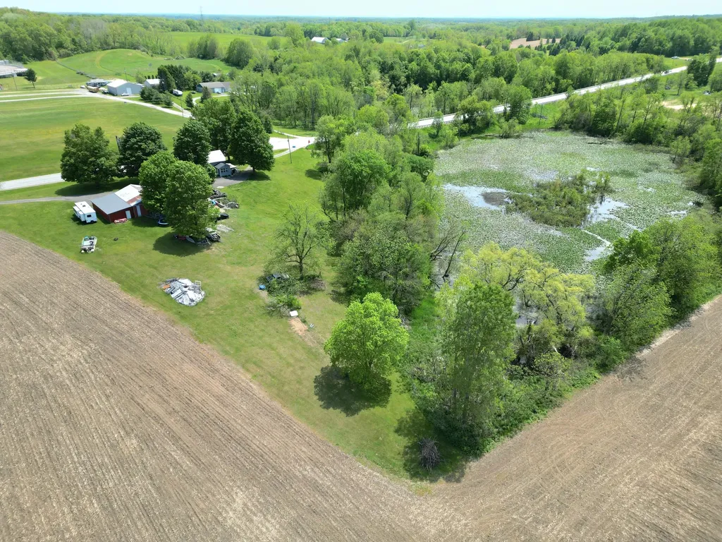 58636 M 40 Newberg Township MI 49061