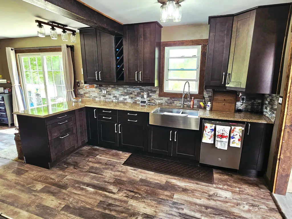 58636 M 40 Newberg Township MI 49061