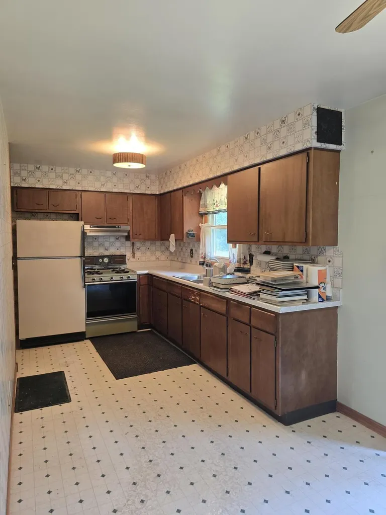 27 Ashley Court Emmett Charter Township MI 49014