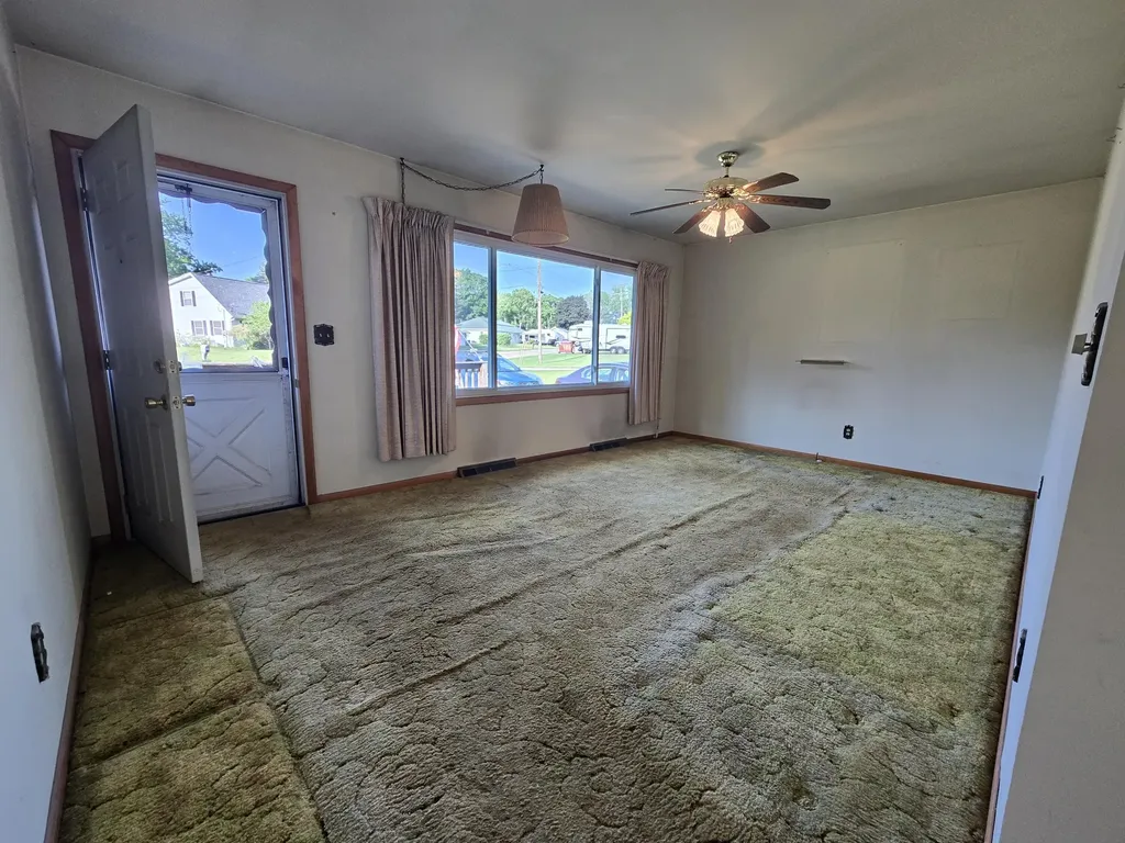 27 Ashley Court Emmett Charter Township MI 49014
