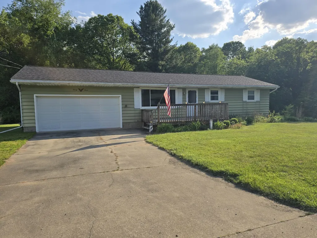 27 Ashley Court Emmett Charter Township MI 49014