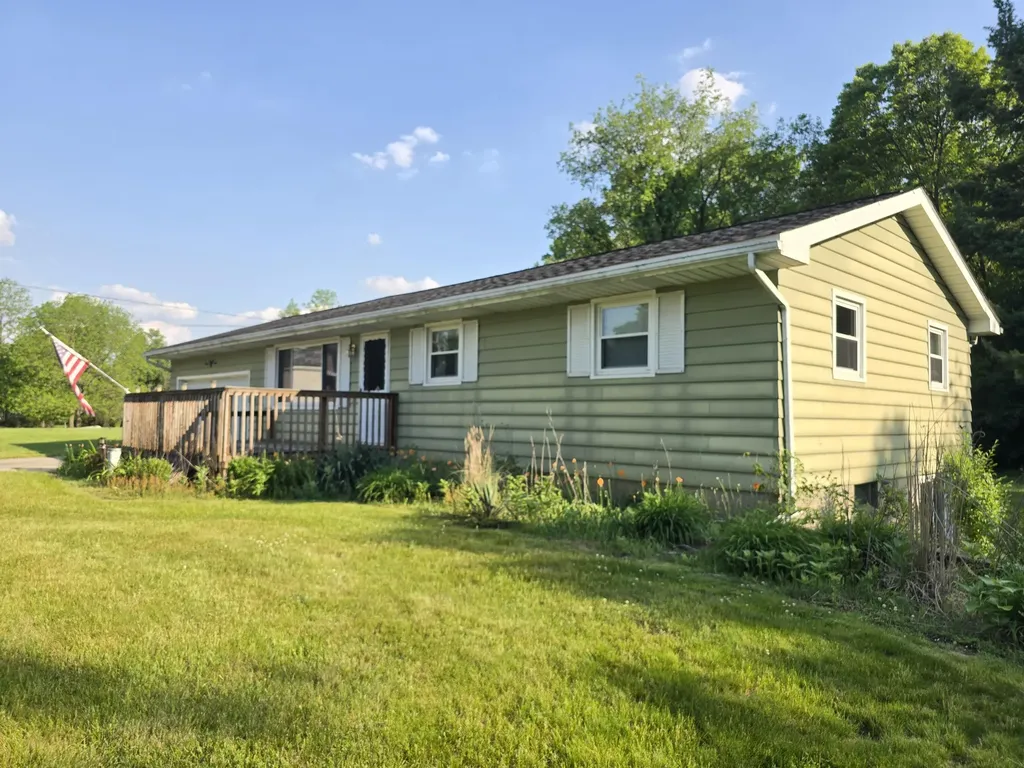 27 Ashley Court Emmett Charter Township MI 49014