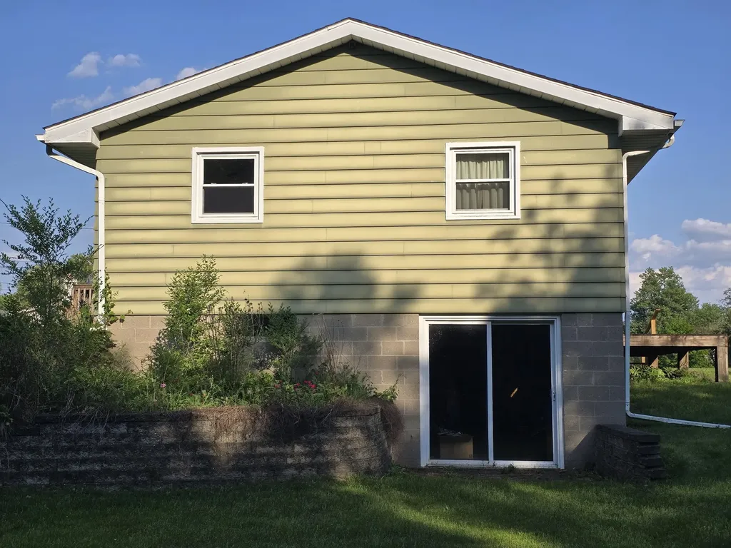 27 Ashley Court Emmett Charter Township MI 49014