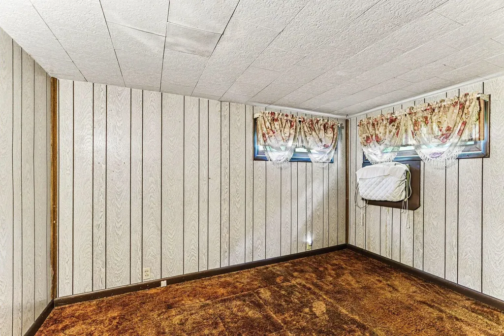 325 W Chicago Road Batavia Township MI 49036