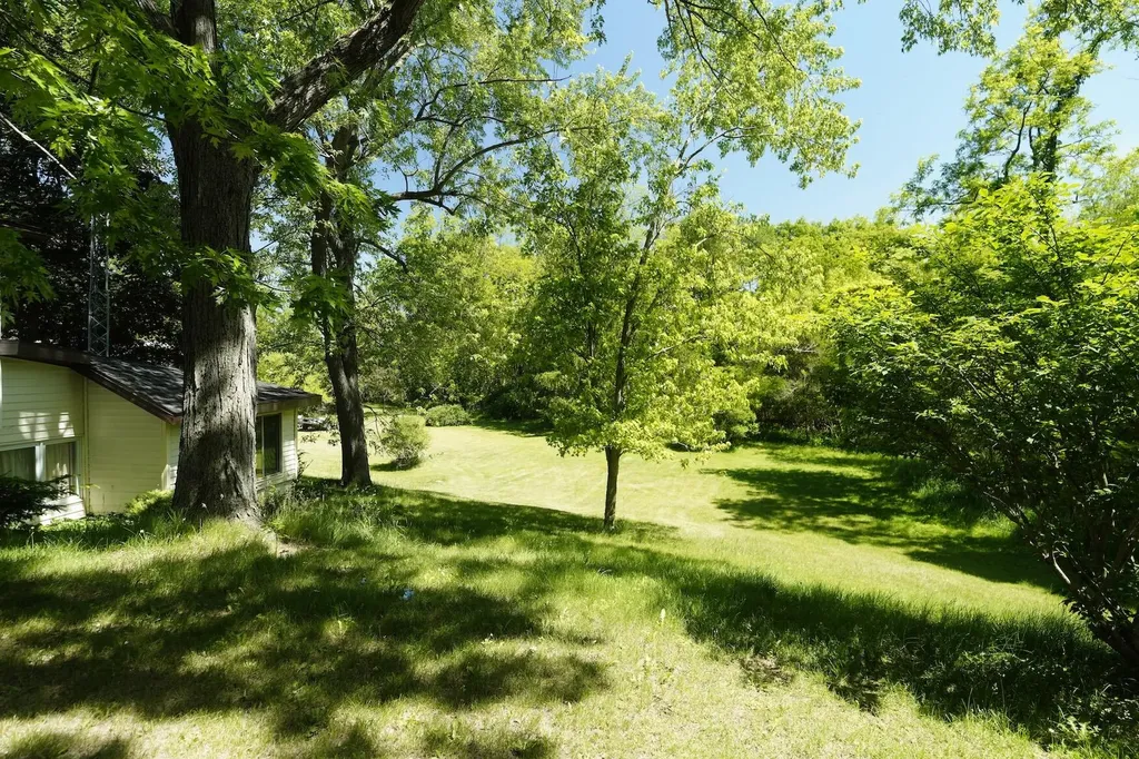 325 W Chicago Road Batavia Township MI 49036