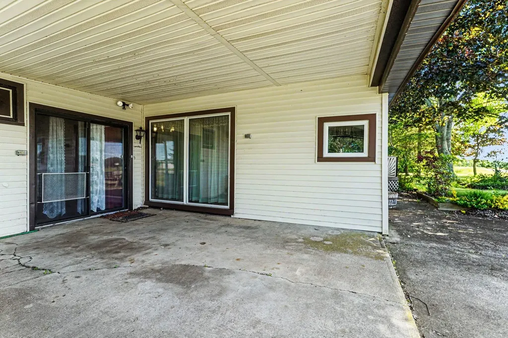 325 W Chicago Road Batavia Township MI 49036
