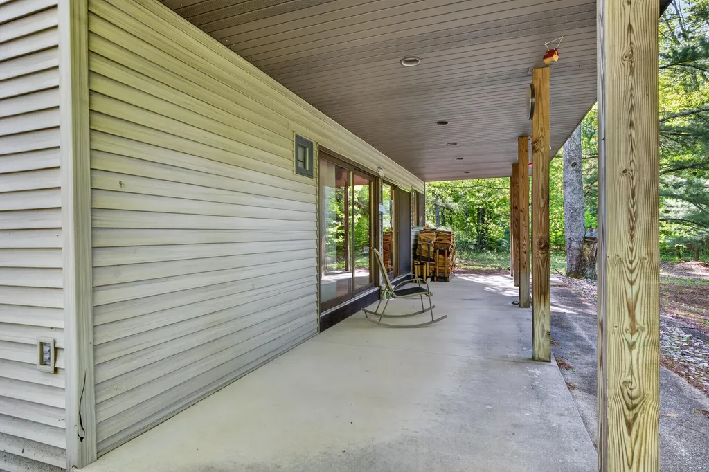 11547 E 1 Mile Road Ellsworth Township MI 49655
