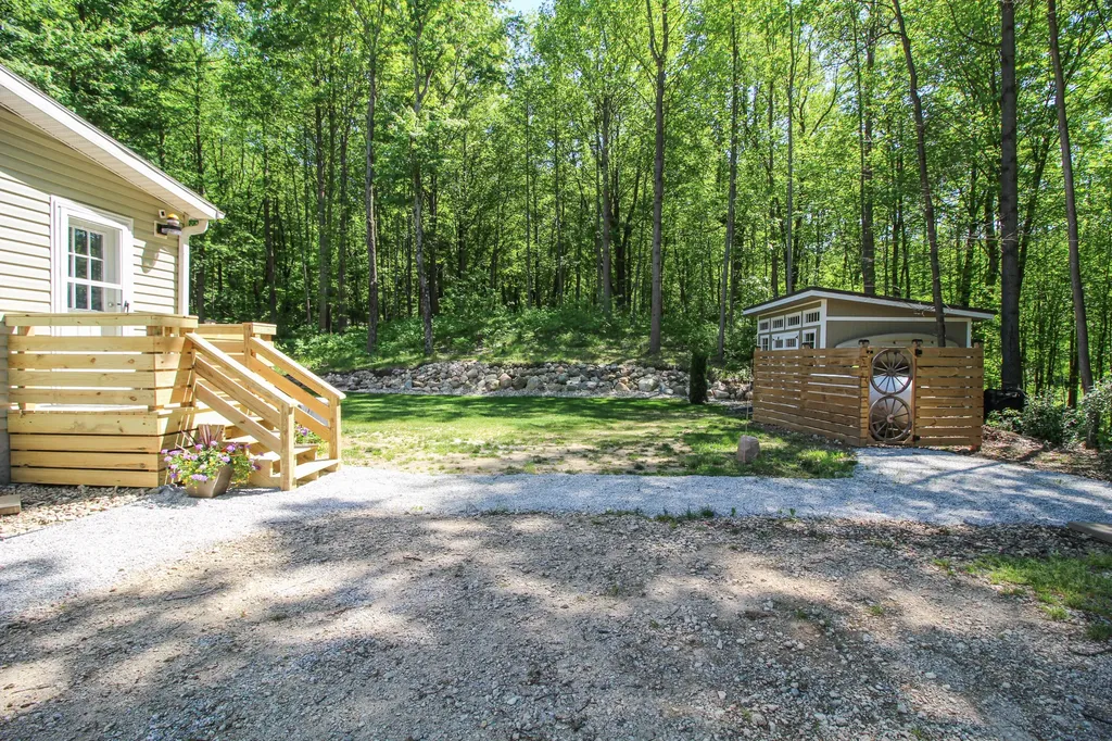 10877 Floating Bridge Road Flowerfield Township MI 49067