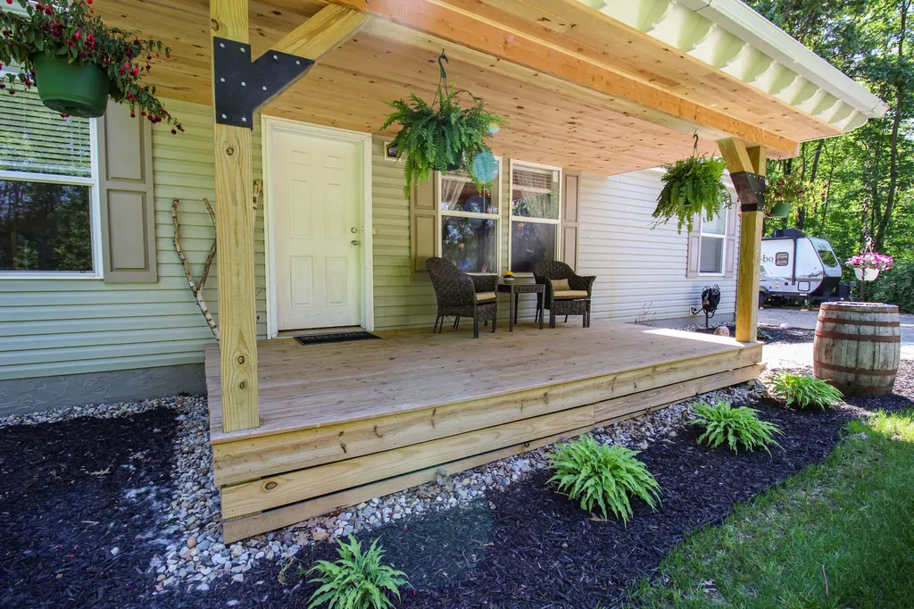 10877 Floating Bridge Road Flowerfield Township MI 49067