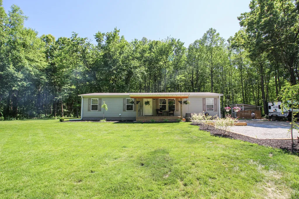 10877 Floating Bridge Road Flowerfield Township MI 49067