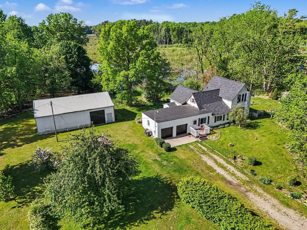 5636 E Uv Avenue Brady Township MI 49097
