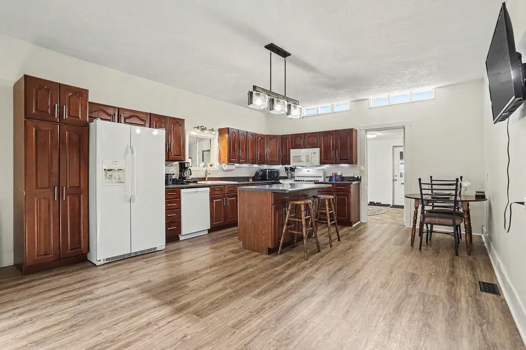 5636 E Uv Avenue Brady Township MI 49097
