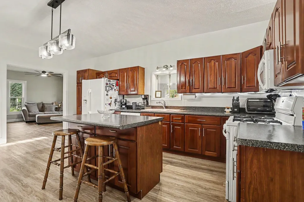 5636 E Uv Avenue Brady Township MI 49097