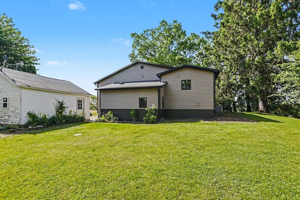 9007 Lake Road Berrien Township MI 49102