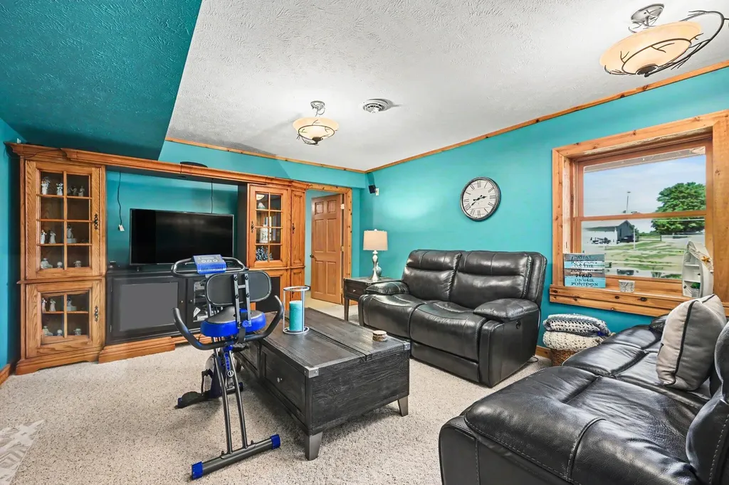 46968 Meadow Lane Hamilton Township MI 49045