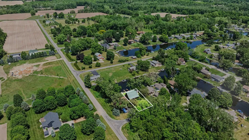 46968 Meadow Lane Hamilton Township MI 49045