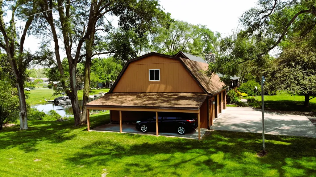 46968 Meadow Lane Hamilton Township MI 49045
