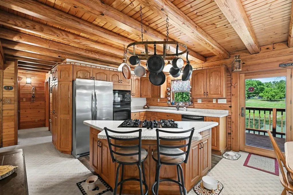 46968 Meadow Lane Hamilton Township MI 49045