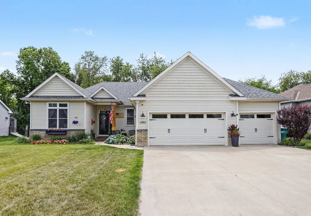 2531 Avalon Woods Drive Portage City MI 49024