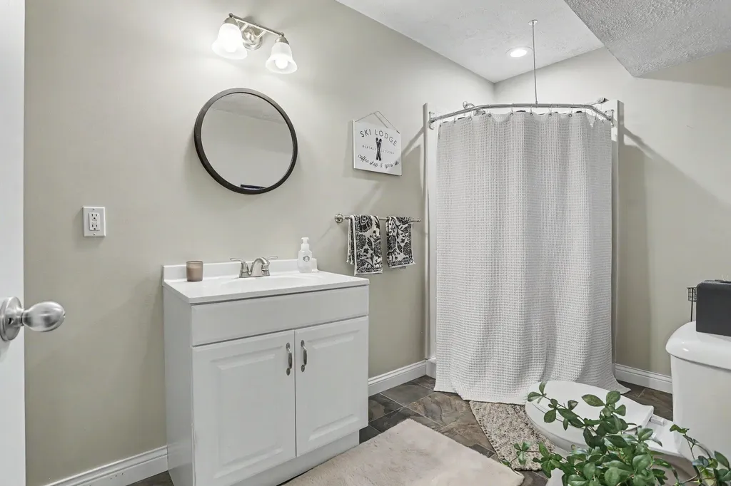 2531 Avalon Woods Drive Portage City MI 49024