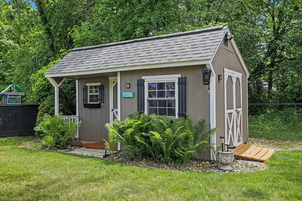2531 Avalon Woods Drive Portage City MI 49024