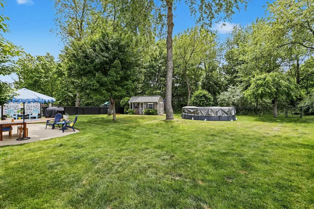 2531 Avalon Woods Drive Portage City MI 49024