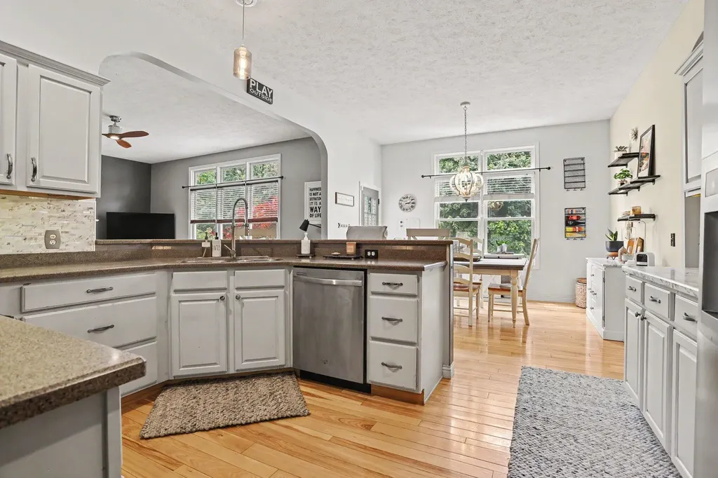 2531 Avalon Woods Drive Portage City MI 49024