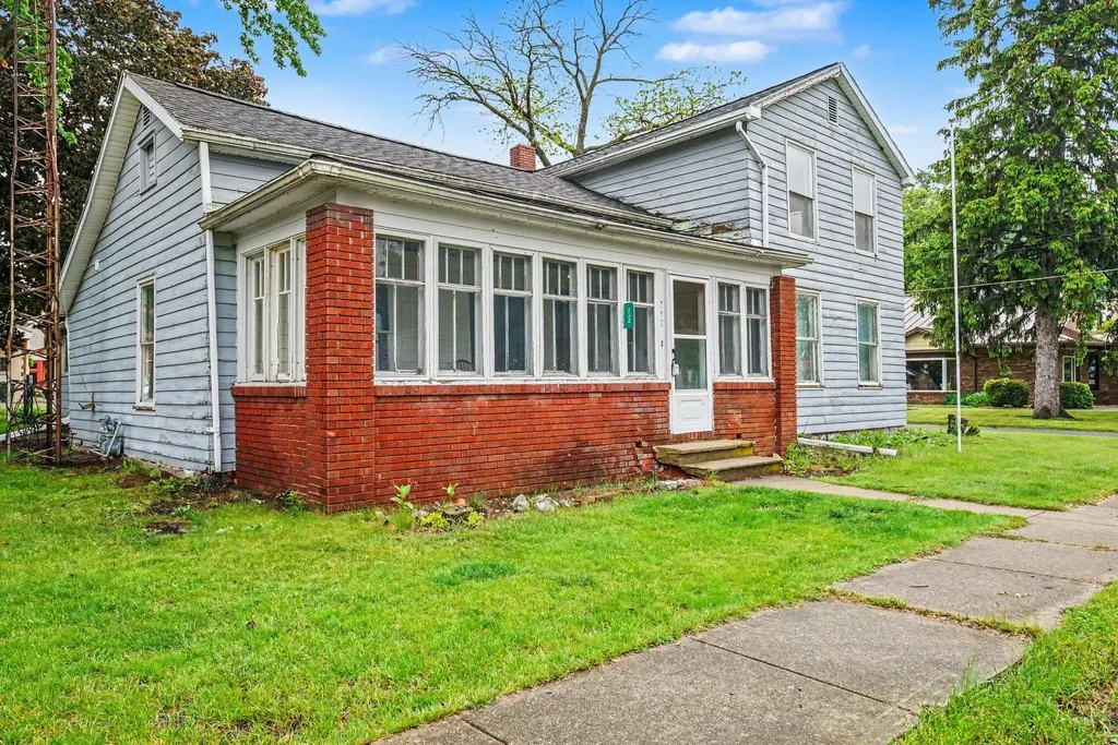 232 S 2nd Street Burr Oak Village MI 49030
