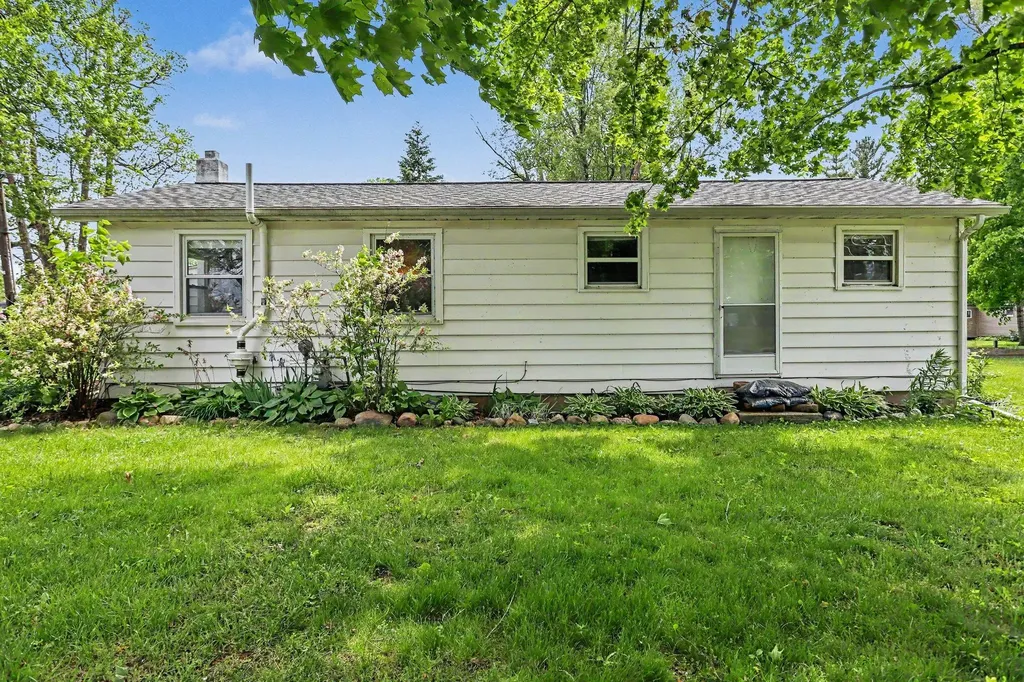 59446 Manor Road Colon Township MI 49040