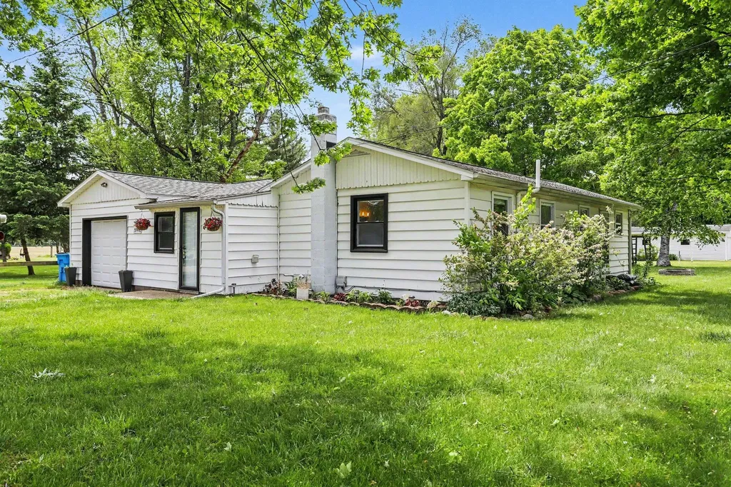 59446 Manor Road Colon Township MI 49040