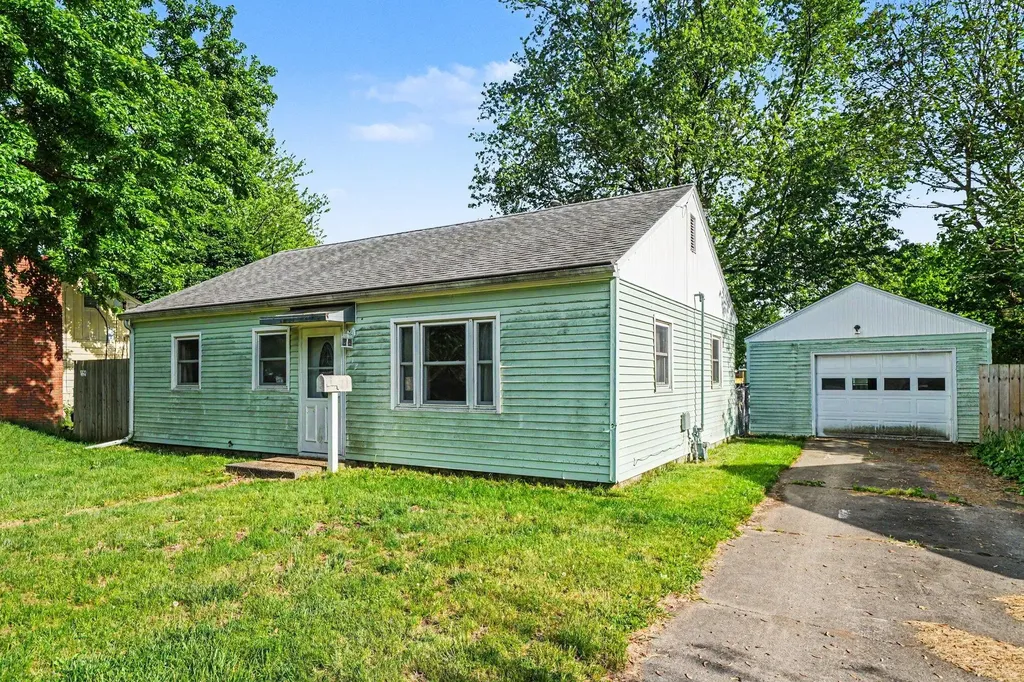412 W Lafayette Street Sturgis City MI 49091