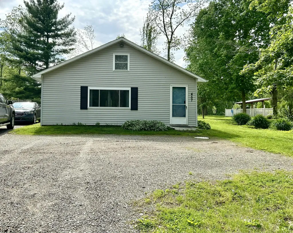457 S Burr Oak Road Colon Village MI 49040