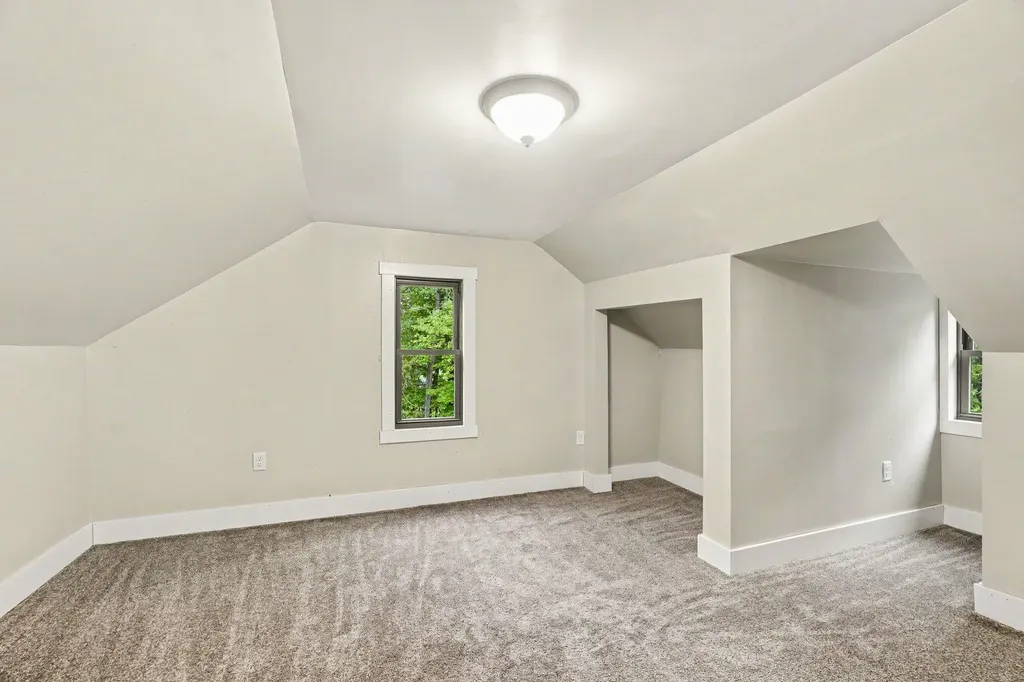 475 S Burr Oak Road Colon Village MI 49040