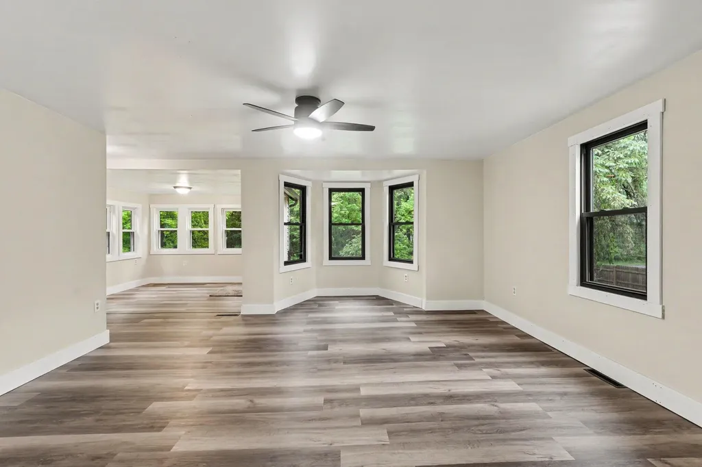 475 S Burr Oak Road Colon Village MI 49040