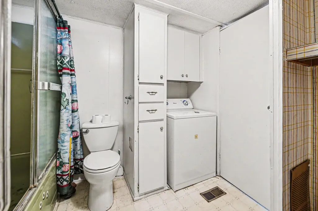 39391 Sandyridge Circle Almena Township MI 49071
