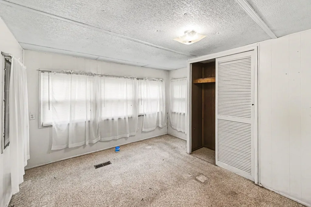 39391 Sandyridge Circle Almena Township MI 49071