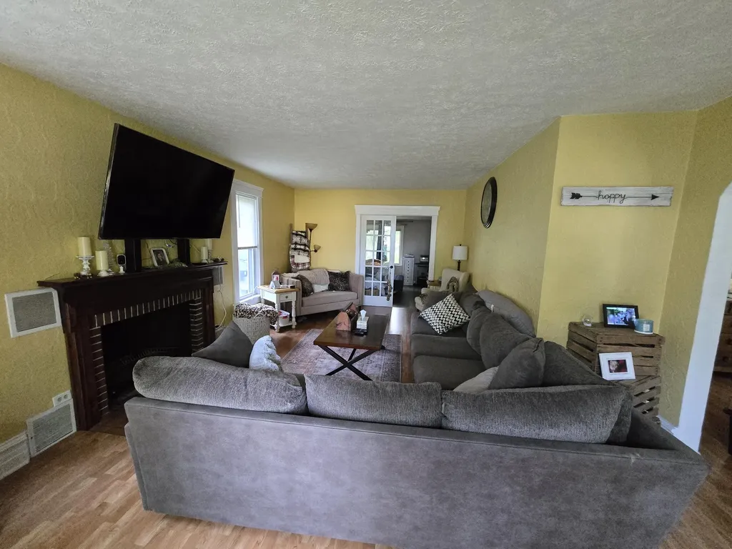 642 Maple Street Colon Village MI 49040