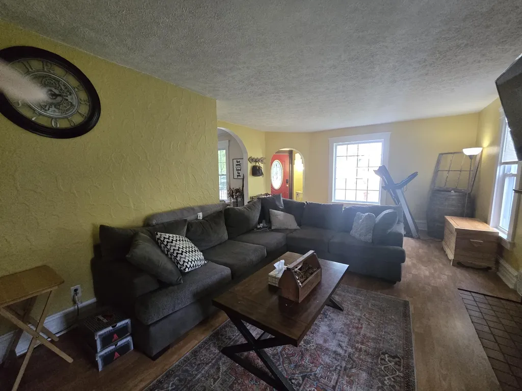 642 Maple Street Colon Village MI 49040
