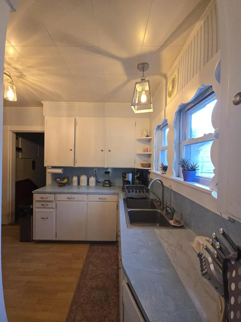642 Maple Street Colon Village MI 49040