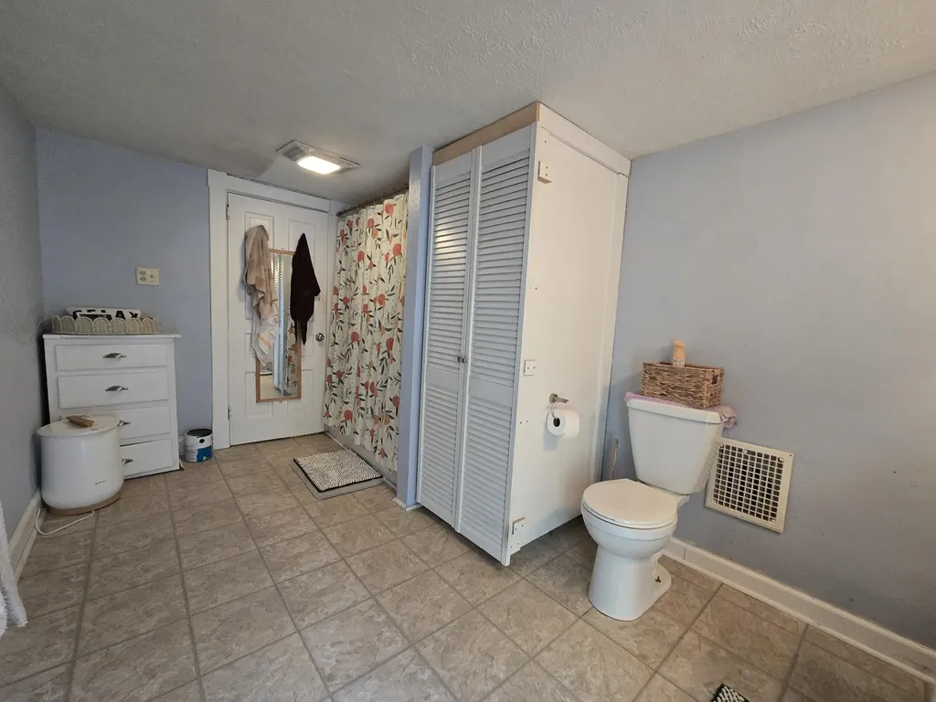 642 Maple Street Colon Village MI 49040