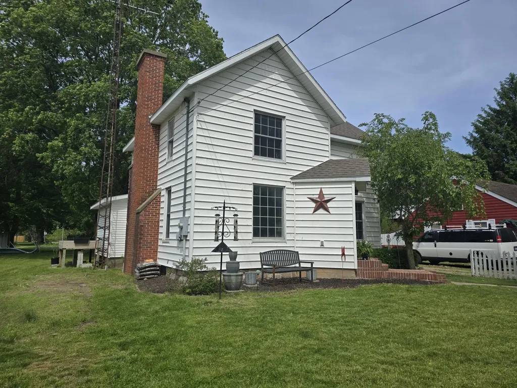 642 Maple Street Colon Village MI 49040
