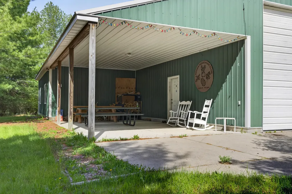 5826 S Morrison Road Mills Township MI 48610