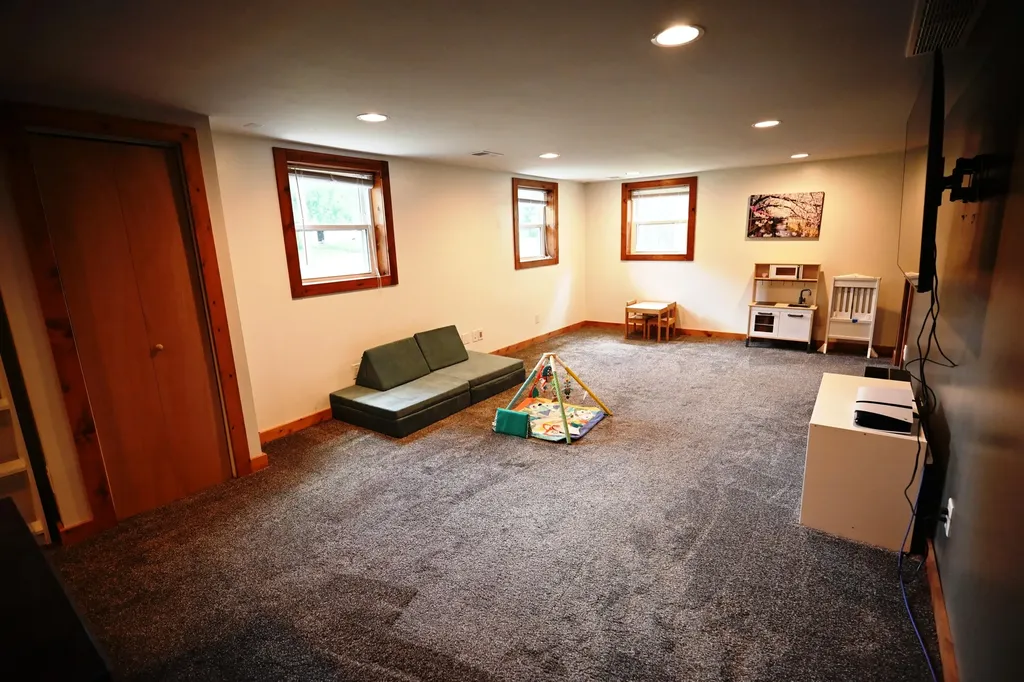 4402 Beechmount Avenue Portage City MI 49024